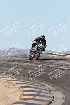 media/Dec-07-2025-CVMA (Sun) [[3e7d2de5dc]]/Race 7-Formula Lightweight Twins Shootout/